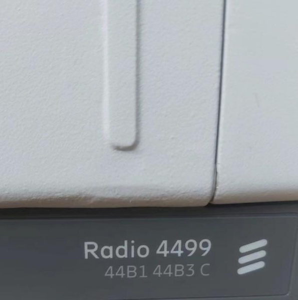 Радиостанция Ericsson 4499 44B1/44B3 (KRC161787/1)