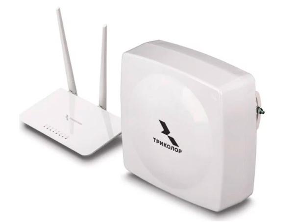Усилитель сигнала Триколор TR-4G-15kit 20м белый (046/91/00055154)